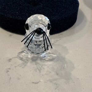Swarovski seal